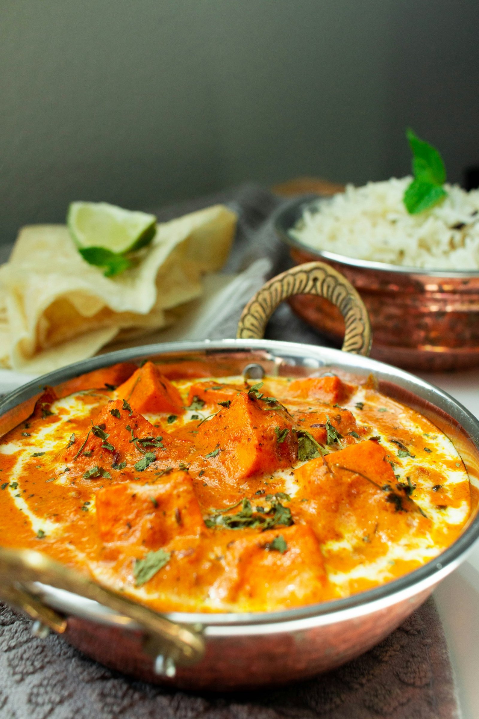 A karahi of freshly cooked curry